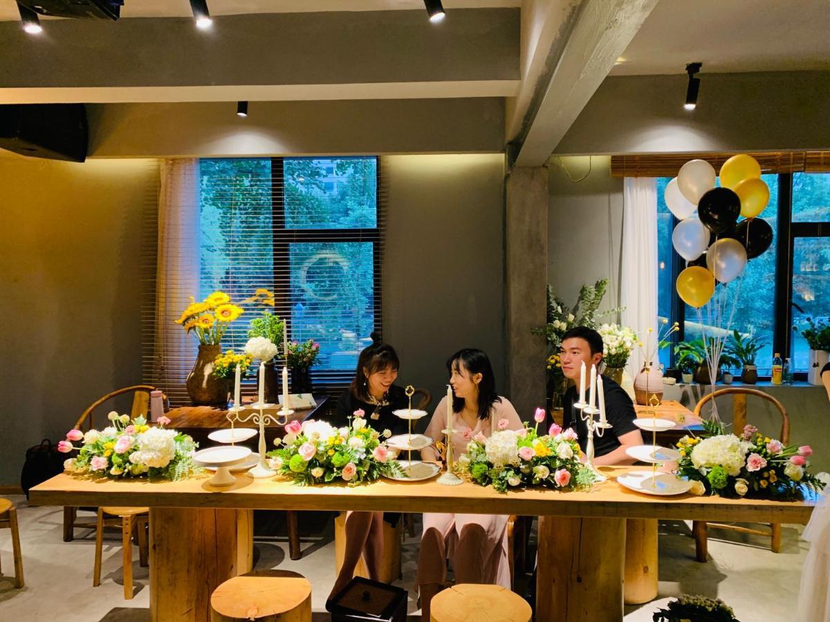 Moonlight Hotel Chengdu Luaran gambar